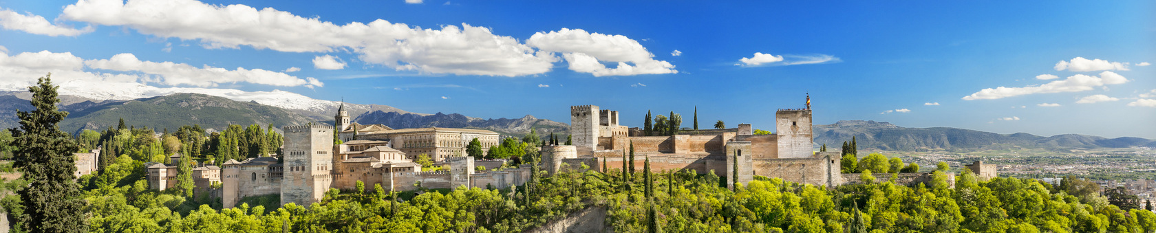 Granada - ciekawe miasto do poznawania języka hiszpańskiego
